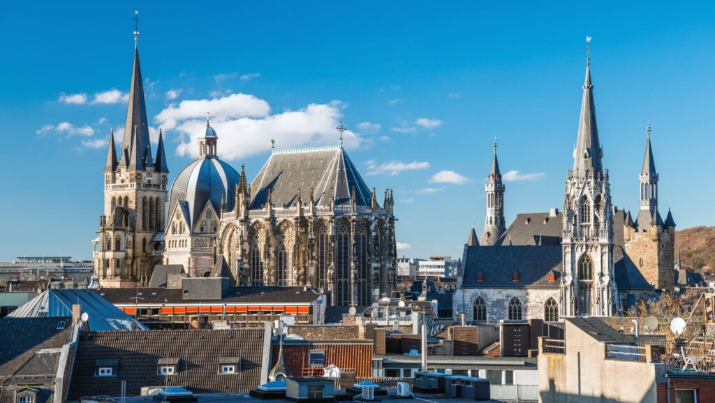 Skyline Dom und Rathaus